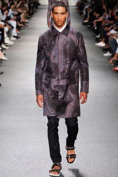 Look 21